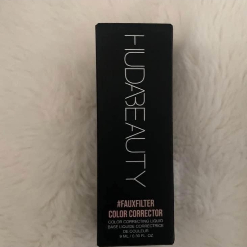 HUDA BEAUTY #FauxFilter Color Corrector, Shade - Papaya